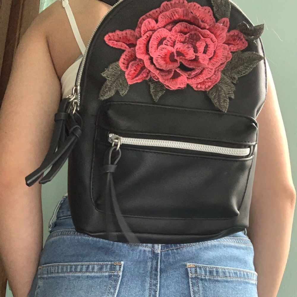 Cute mini black backpack - Picture 3 of 3